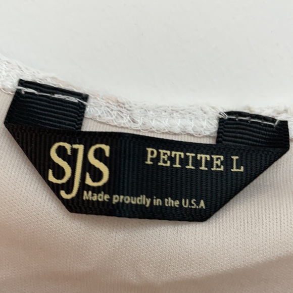 A-line lace patterned dress - Picture 2 of 4